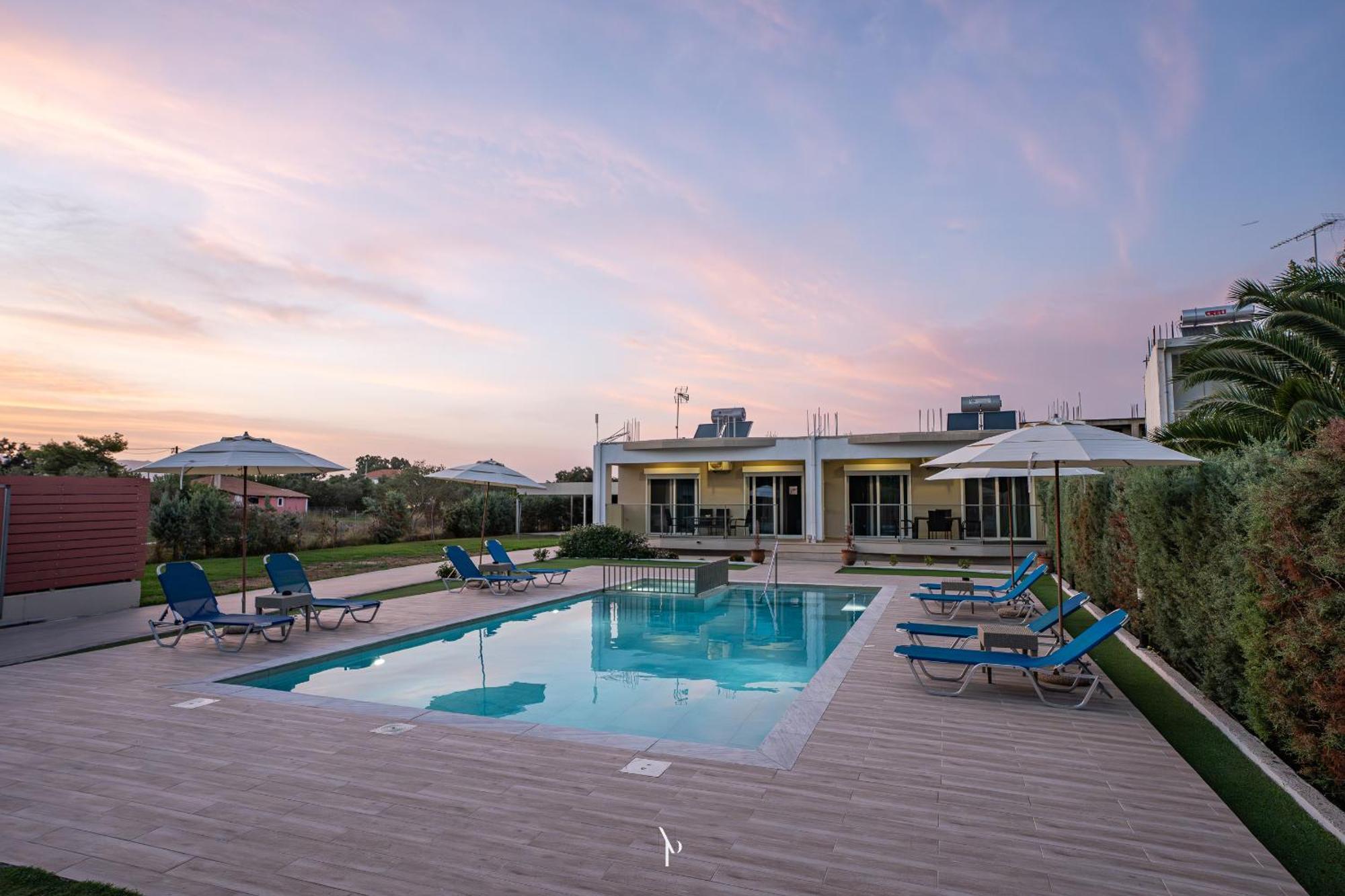 Nancy'S Budget Villa With Pool & Jacuzzi By "Elite" 라가나스 외부 사진