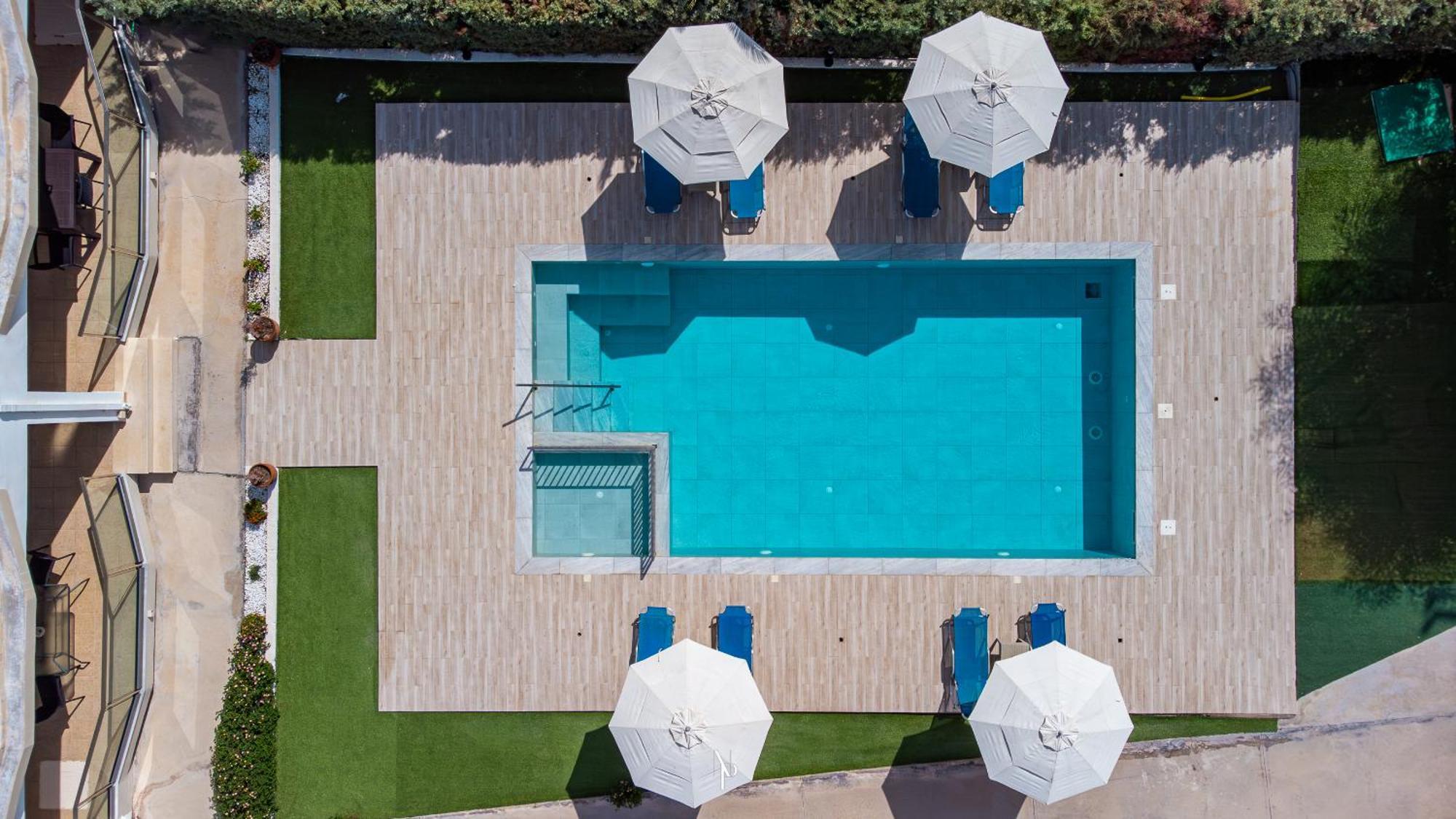 Nancy'S Budget Villa With Pool & Jacuzzi By "Elite" 라가나스 외부 사진