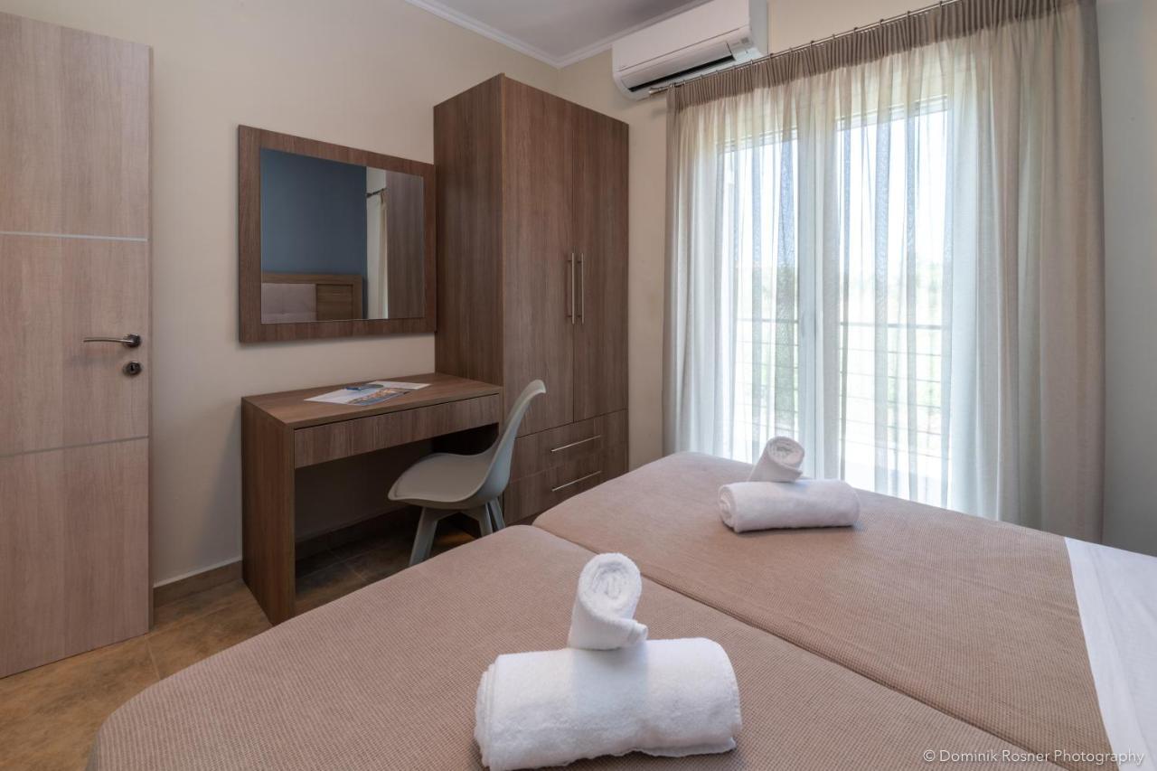 Nancy'S Budget Villa With Pool & Jacuzzi By "Elite" 라가나스 외부 사진